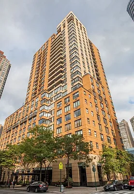 Rented by Compass | media 22