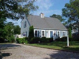16 6th Ave, Hyannis, MA 02601