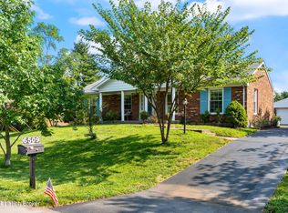 6509 Watch Hill Rd, Hollow Creek, KY 40228