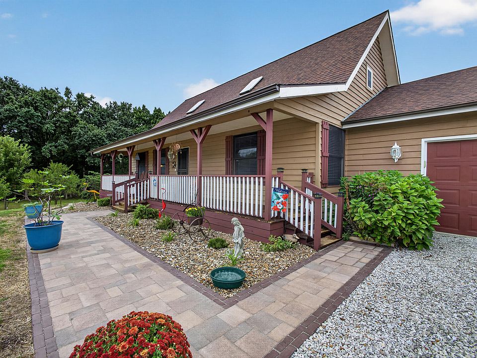 1st image of 23649 Monroe Rd #483