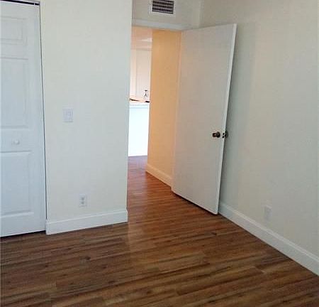 3rd image of 10733 Cleary Blvd APT 207