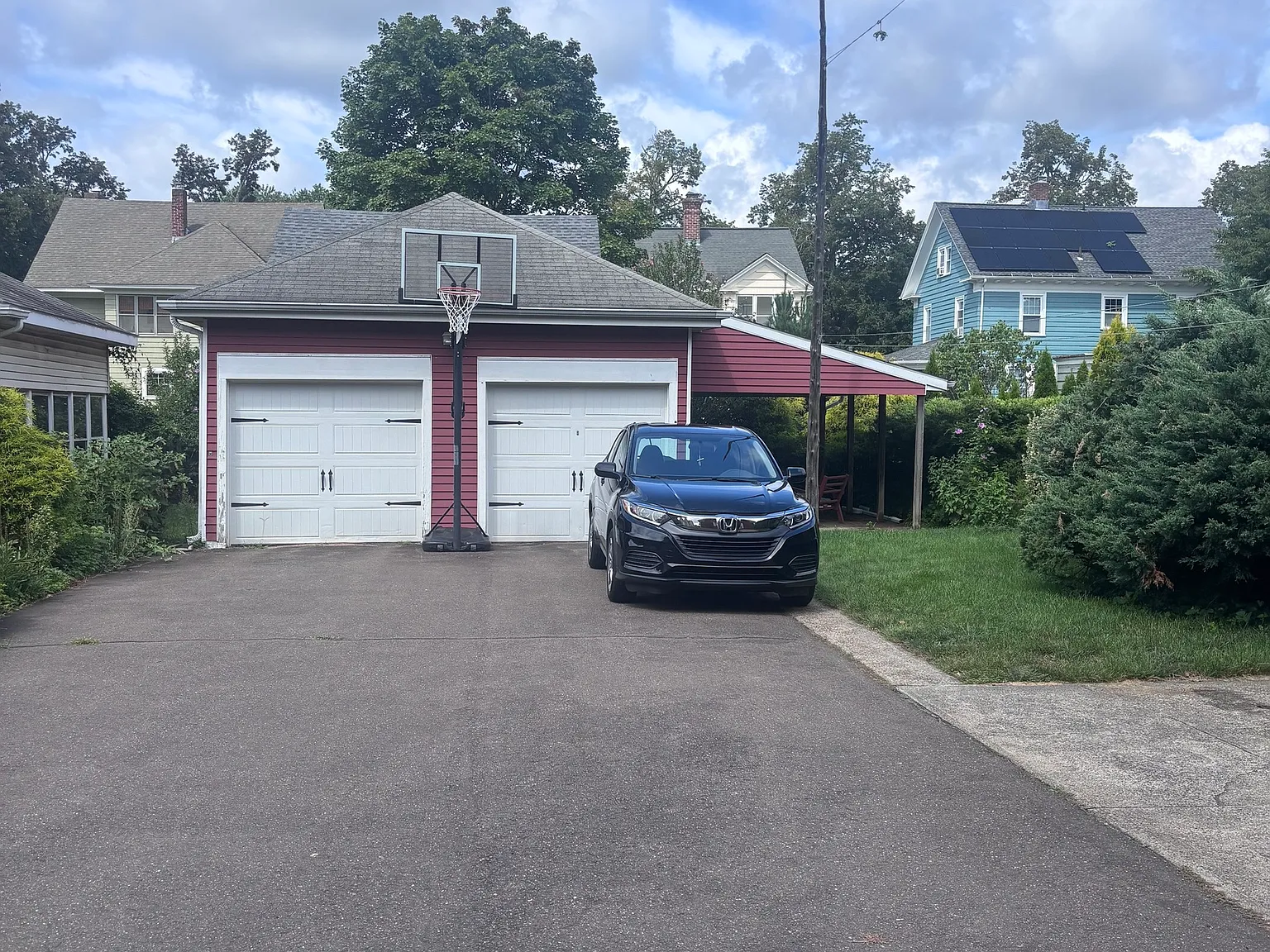 2 bed, 1.0 bath, 2696 sqft, $2,250 — Photo 3