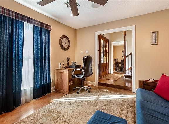 3rd image of 2309 Pelitere Dr