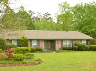 218 Springhill Dr, Hattiesburg, MS 39402