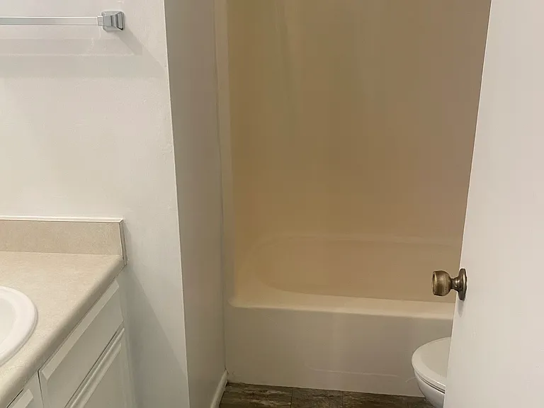 6006 S Willow Way — Photo 14