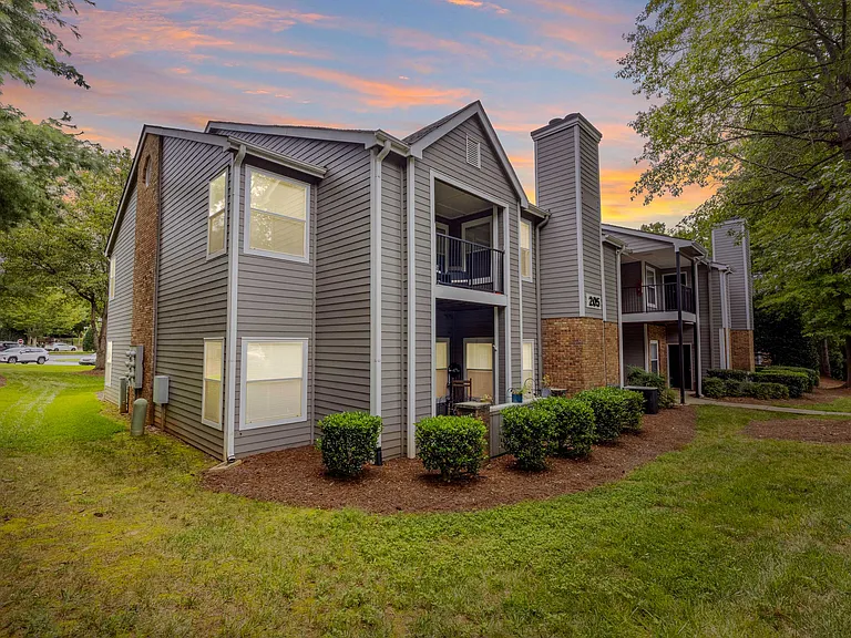 Cambridge Park Apartments in Winston-Salem, NC