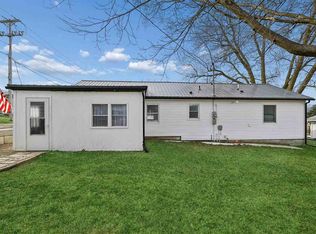 207 W Main St, Urbana, IA 52345