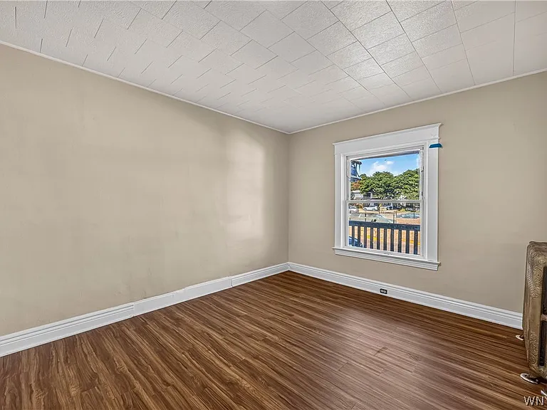 563 Humboldt Pkwy #UPPER — Photo 7