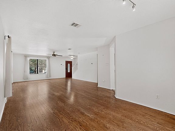 5th image of 11517 Chatam Berry Ln