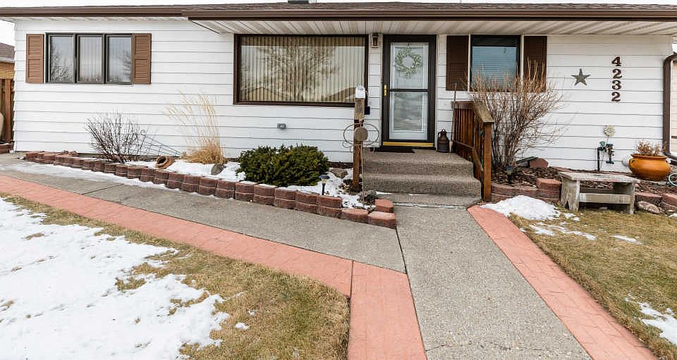 1st image of 4232 5th Ave N