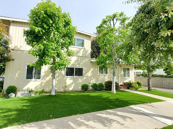 2nd image of 11308 Joffre St #111