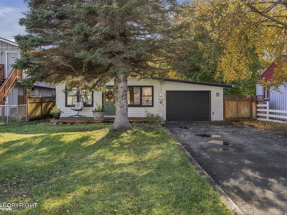 1st image of 3104 W 30th Ave
