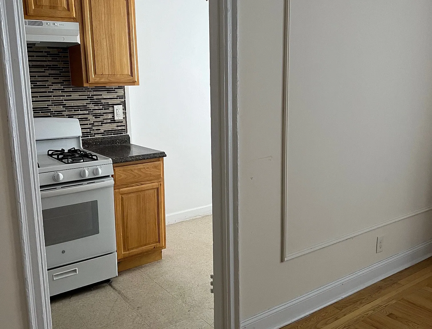 Studio, 650 sqft, $1,595 — Photo 4