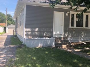 357 10th St, Wood River, IL