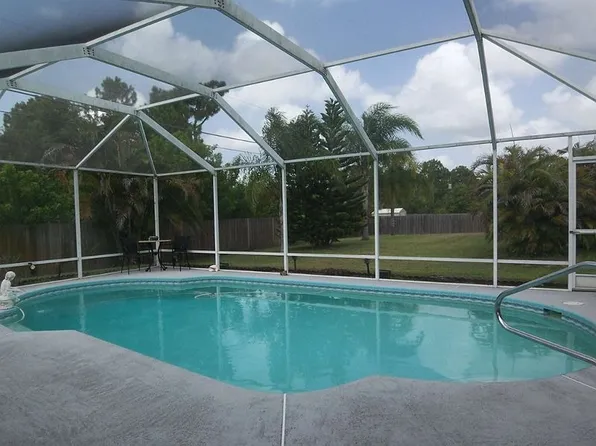 134 SW Fairview Ave, Port Saint Lucie, FL 34983