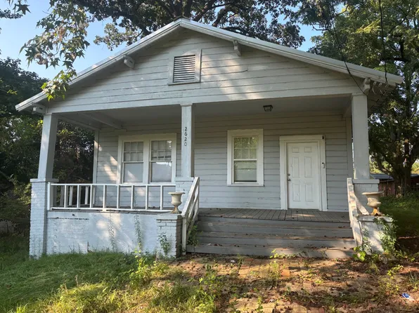 2620 Universal Heights Rd, Tuscaloosa, AL 35404