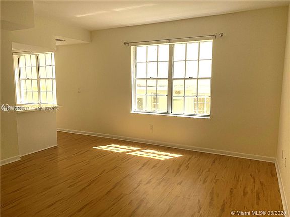2nd image of 1051 Meridian Ave APT 1D