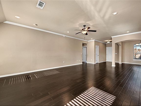 5th image of 2885 W Vanike Dr