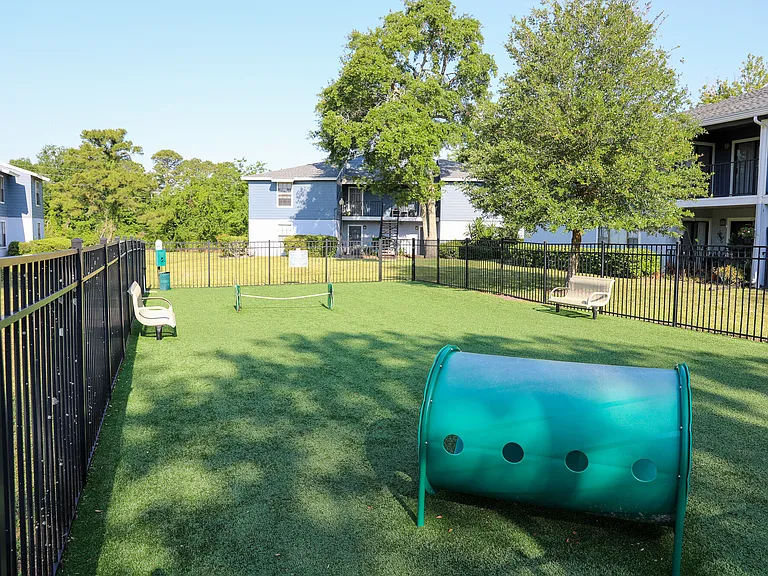 Alexander Pointe — Photo 14