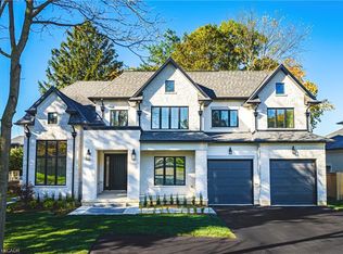 362 Harmony Hall Dr, Hamilton, ON L9G 2T4