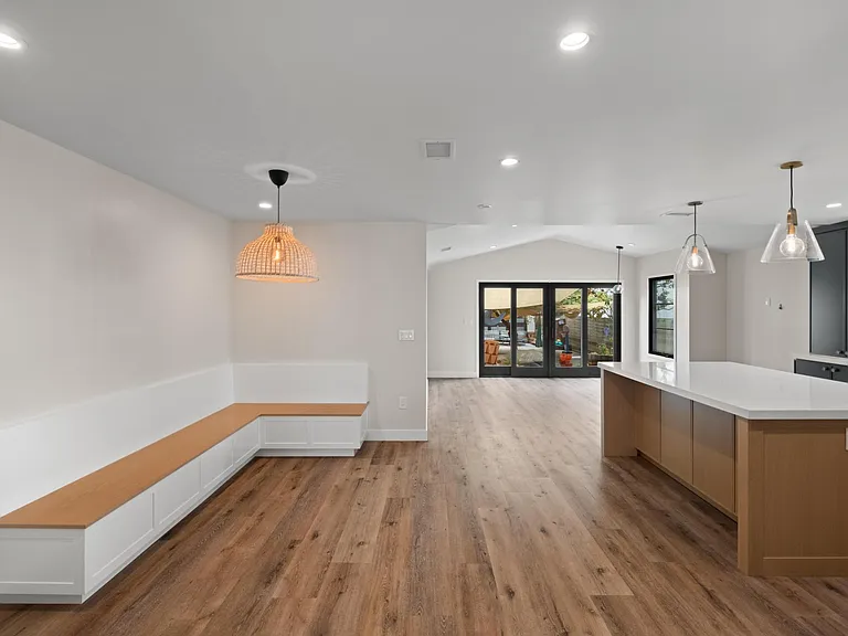 2726 Andreo Ave — Photo 11
