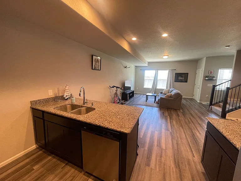 9829 Paluxy Hts — Photo 18