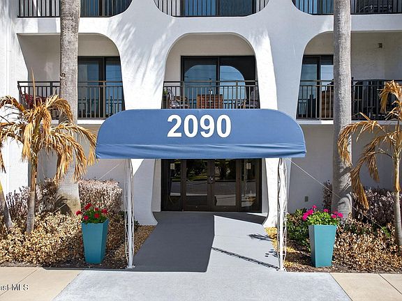 3rd image of 2090 N Atlantic Ave #Penthouse 1