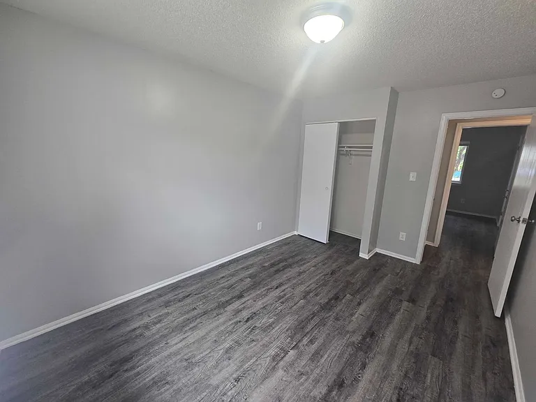 325 S Murray Blvd — Photo 15