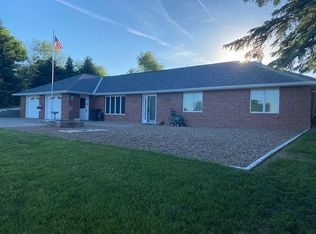 1462 Circle Dr, Knoxville, IA 50138