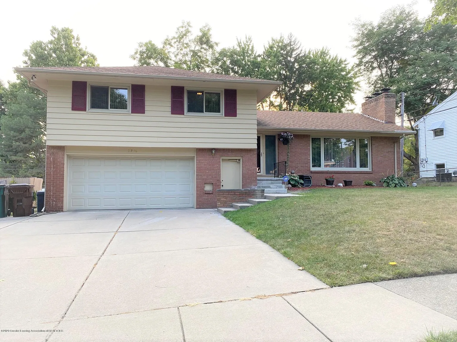 2216 Pamela Pl photo 1