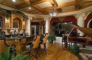 Grand Family room and Bar