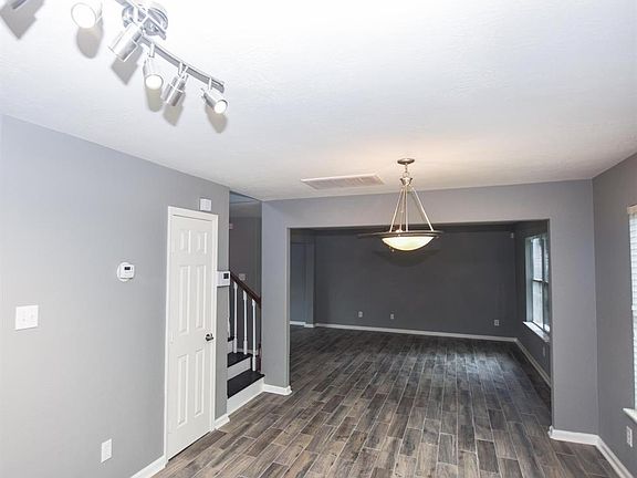 4th image of 11903 Green Coral Dr