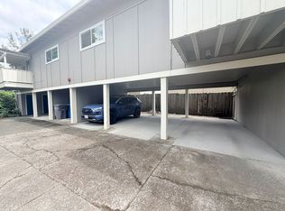 92 Hendley St, Santa Rosa, CA 95404