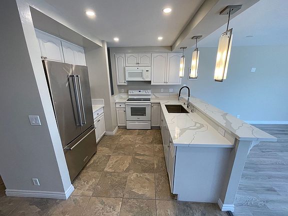5th image of 4626 Hartley St APT 1