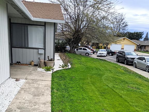 2nd image of 7401 Karlsberg Cir
