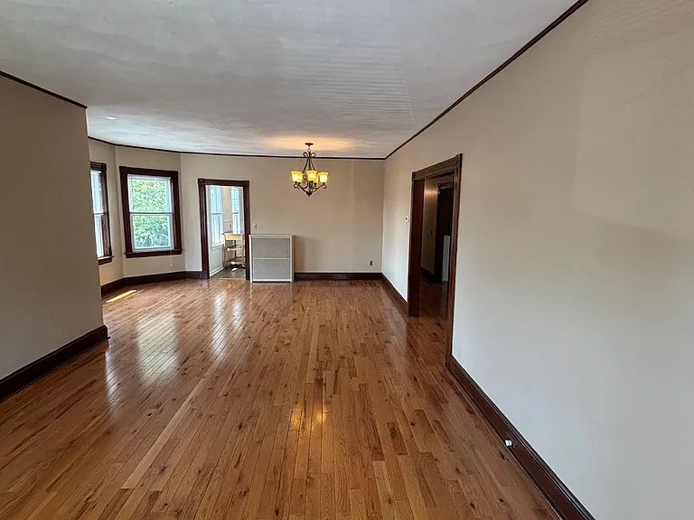 10 Davis St #2 — Photo 4