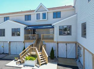 9 W Playhouse Dr, Little Egg Harbor, NJ