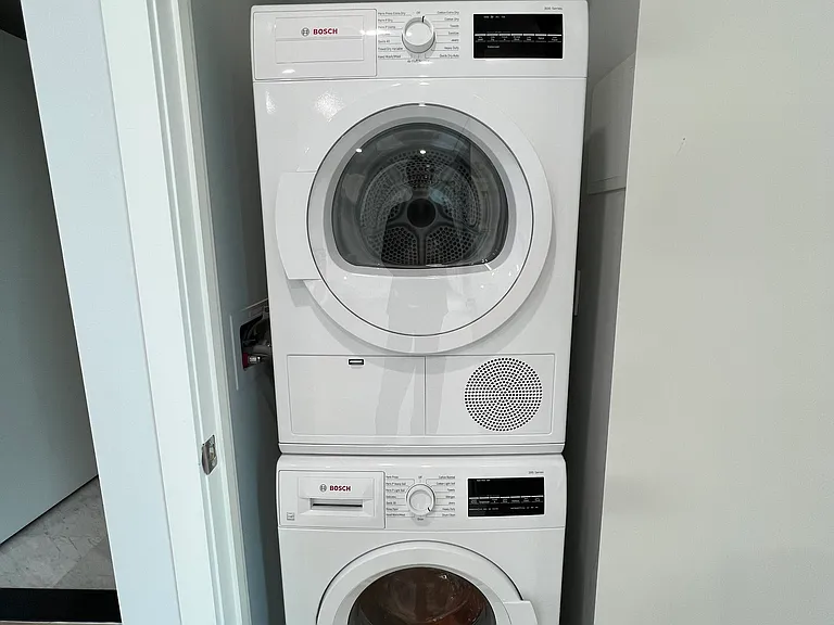 44 Fifteen College Point Blvd #5C — Photo 5