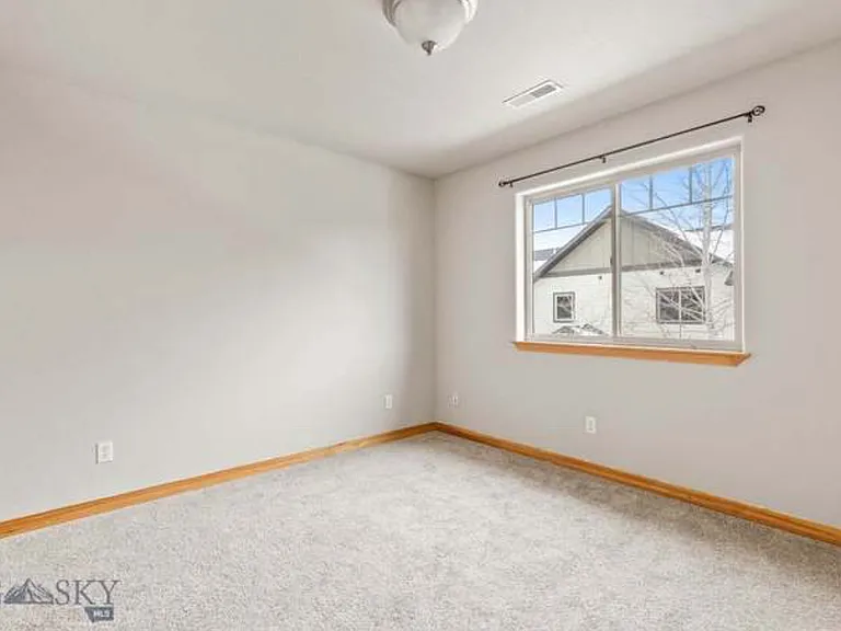 2953 N 27th Ave #15 — Photo 19