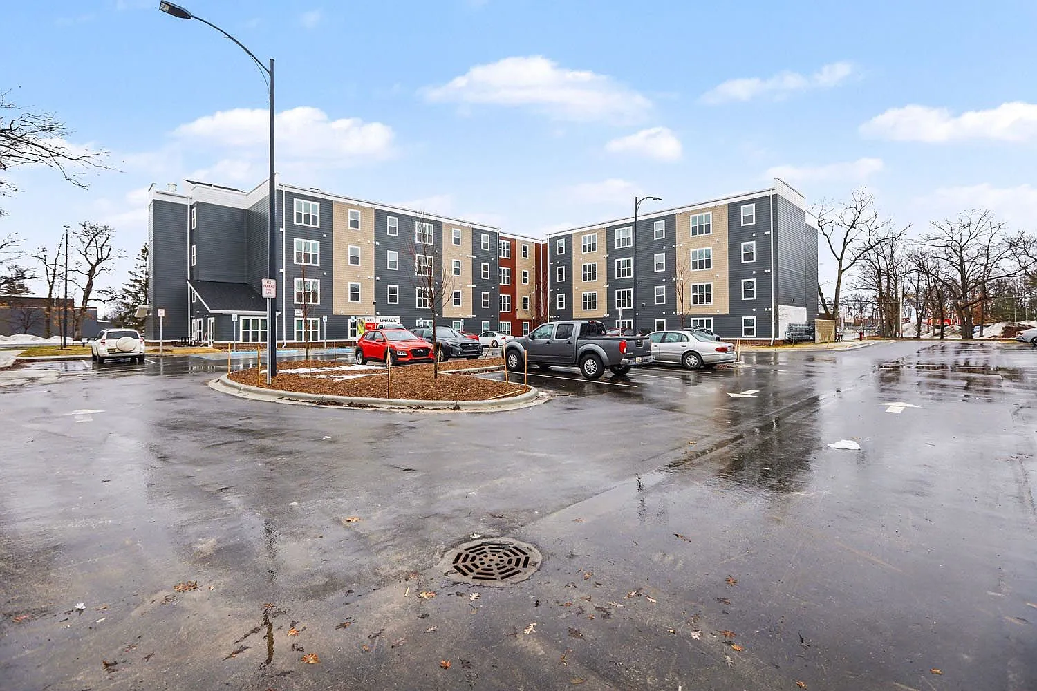 Annika Place II — Photo 4