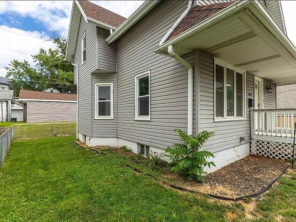 3rd image of 1823 18th Ave
