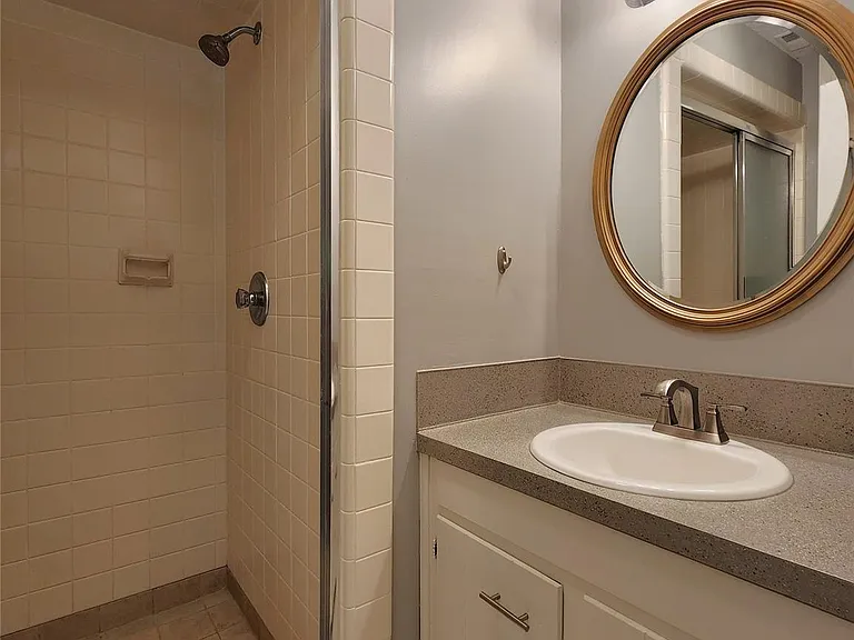 3340 Silver Stream Rd — Photo 13