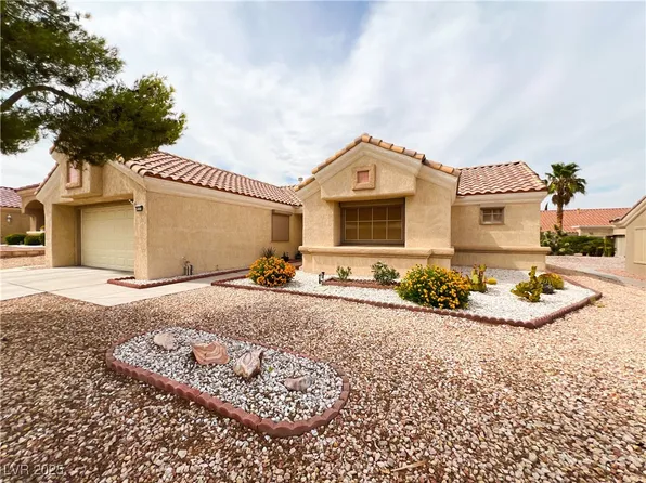 9312 Yucca Blossom Dr, Las Vegas, NV 89134