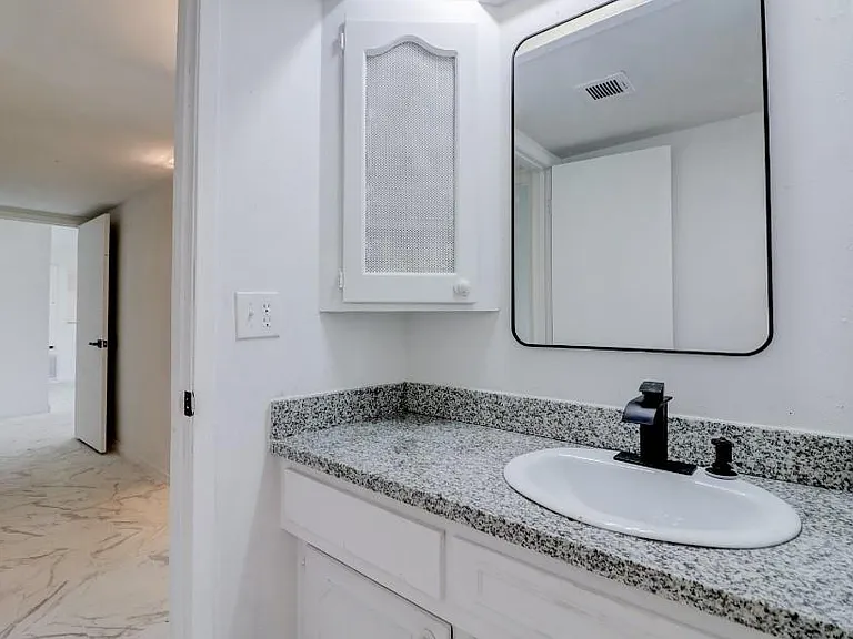7206 Yellow Pine Dr — Photo 22