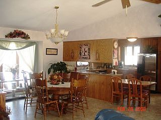 Vaulted Ceilings and open flowing floor plan