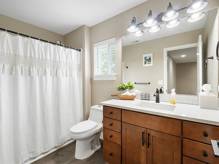 Upstairs hallway bathroom