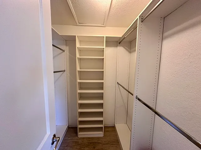 1135 Shoreline Dr — Photo 18