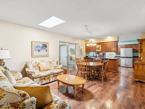4th image of 5147 E EDGEWOOD Circle