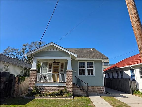 3rd image of 2724 Calhoun St