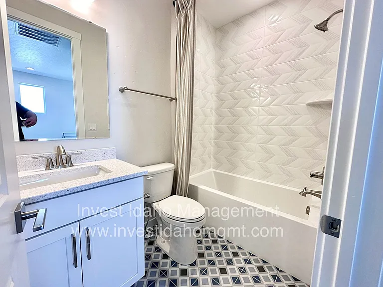 385 N Stone Canyon Ln — Photo 20